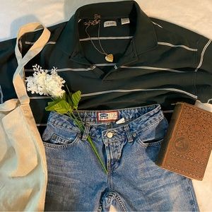 Cropped dark green striped tee